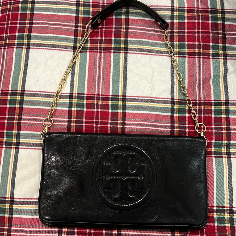 LIKE NEW TORY BURCH LEATHER CLUTCH